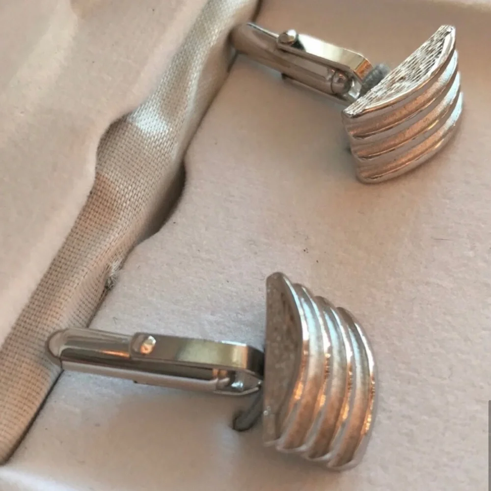 Colibri Of London Cuff Links Silver Tone